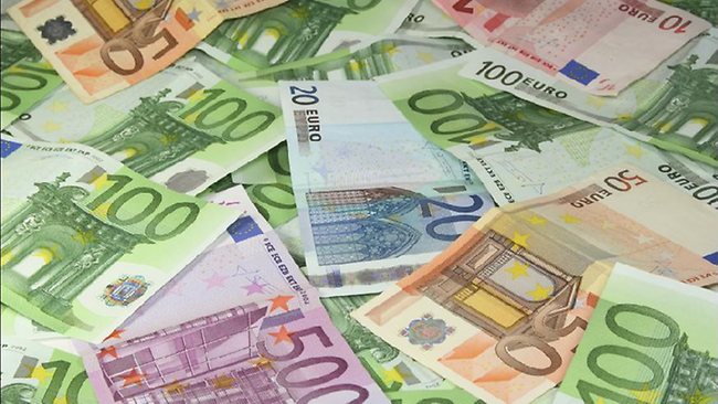 Le taux d'épargne augmente avec le vieillissement démographique
